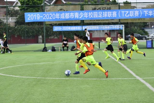 李梦入选WNBA最佳新秀阵容 职业生涯获新突破