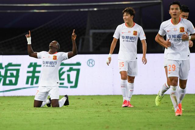 马丁30分篮网力克太阳3连胜 独行侠轻取尼克斯